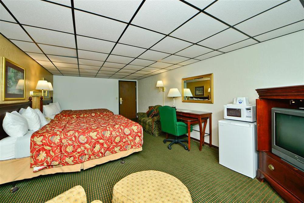 Hometown Inn Clearwater Room photo