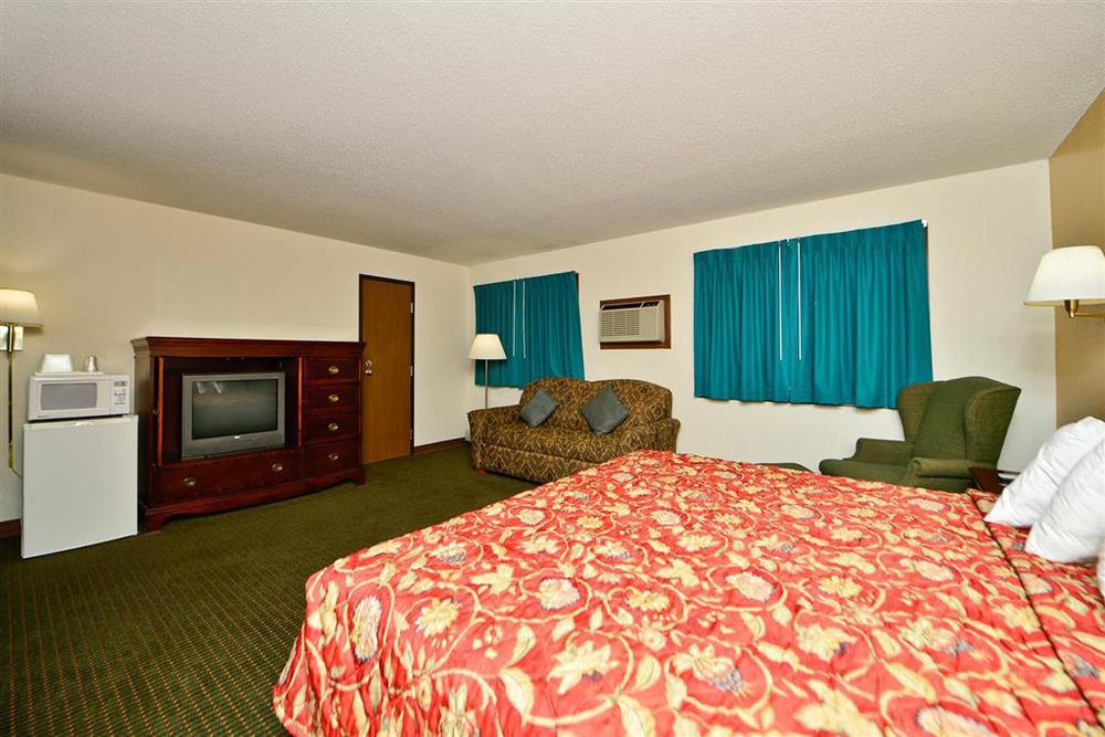 Hometown Inn Clearwater Room photo